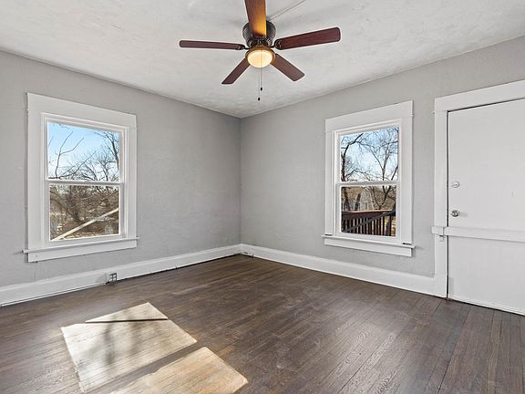 4th image of 3800 Flora Ave