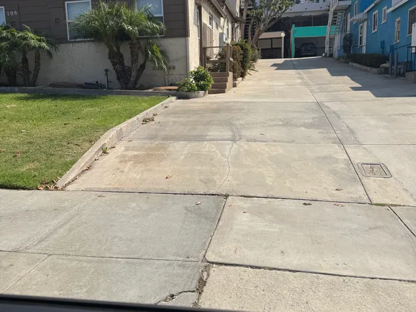 708 S Pacific Coast Hwy APT A, Redondo Beach, CA 90277