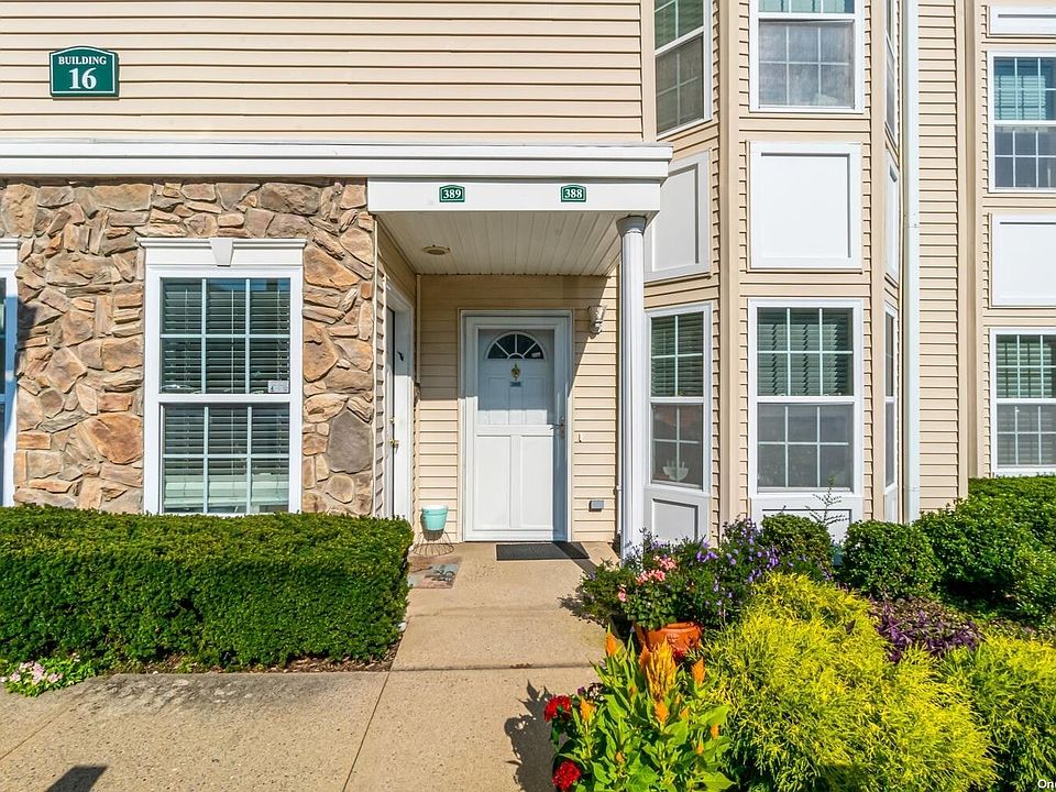 Seasons At East Meadow Apartments East Meadow, NY Zillow