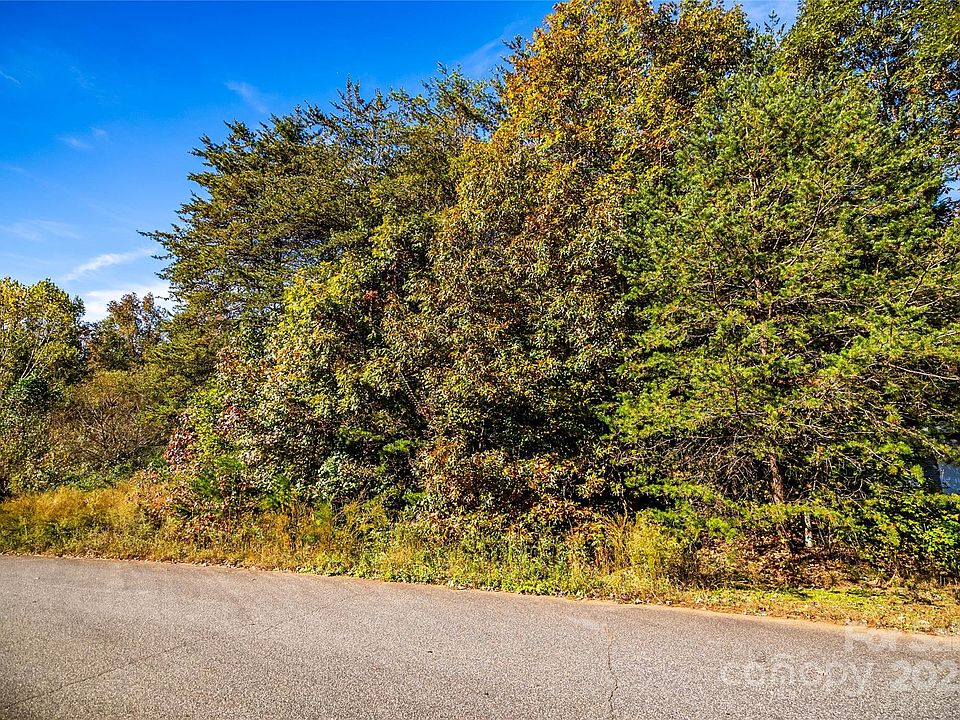 1st image of 62 Seminole Dr #62