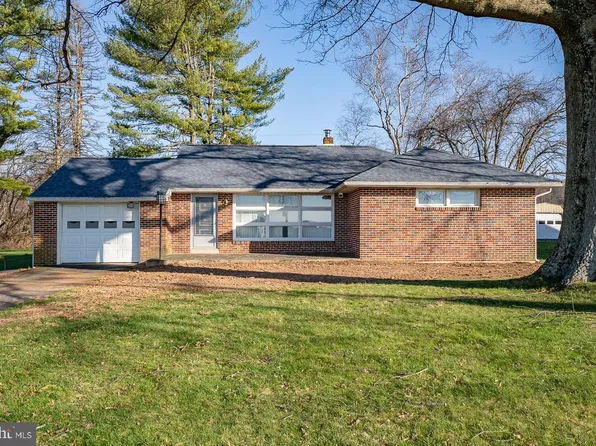 1179 Reading Ave, Boyertown, PA 19512