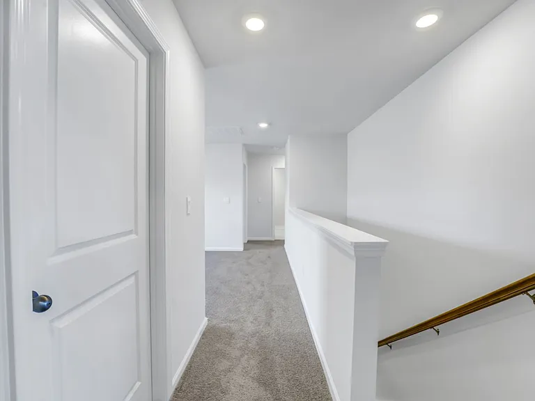 521 Grantham Dr — Photo 24