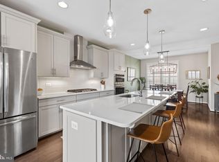 1222 Berry St, Baltimore, MD 21211