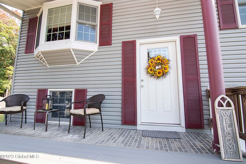 3rd image of 94 Quevic Drive