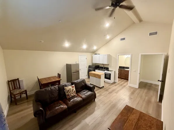 1864 View Point Rd, Fallbrook, CA 92028