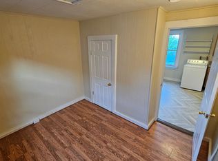 204 N Champlain St #B, Burlington, VT 05401