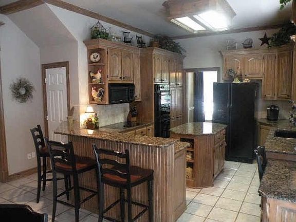 4th image of 1102 Aspen Ct