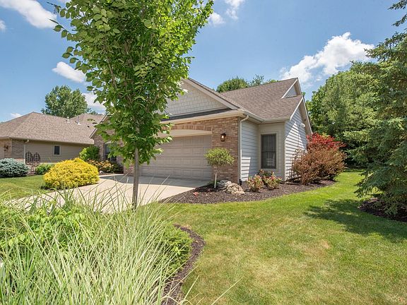 2nd image of 344 Rosebank Ln