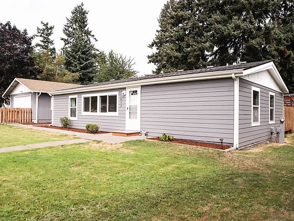 2nd image of 1813 77th Street Ct E
