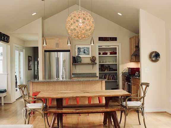 Open concept kitchen / dining room