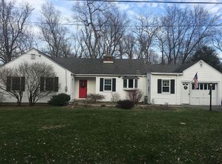 221 Menands Rd, Loudonville, NY 12211