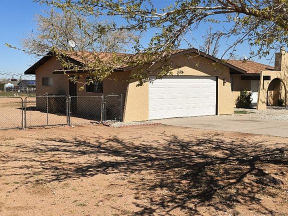2nd image of 15360 Mojave Ave