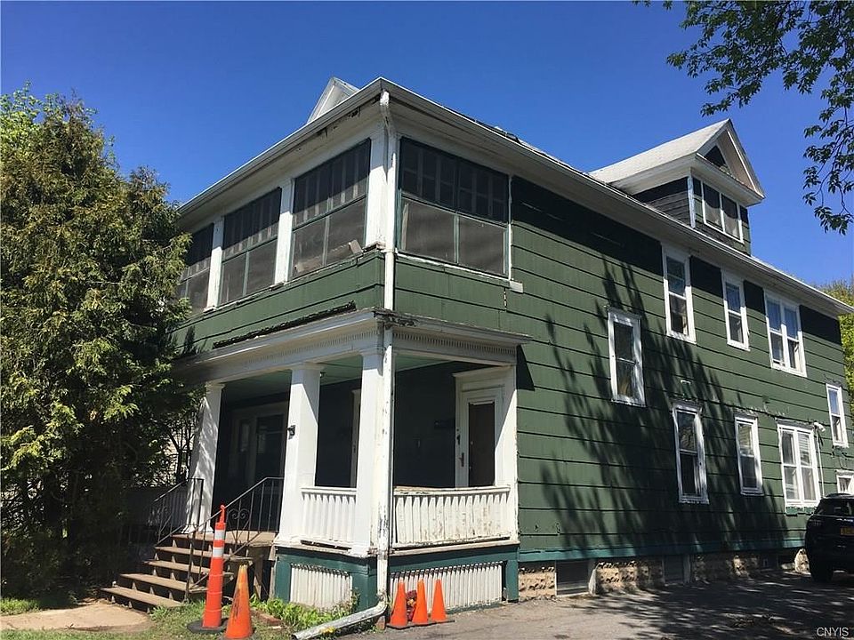 1st image of 2715 Midland Ave #17