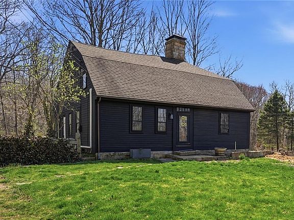 4th image of 604 Pendleton Hill Rd