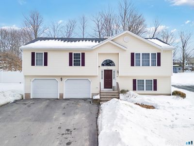 375 Bradley Avenue, Waterbury, CT, 06708