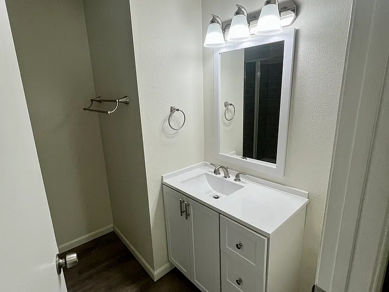 2112 E Vista Way #27 — Photo 25