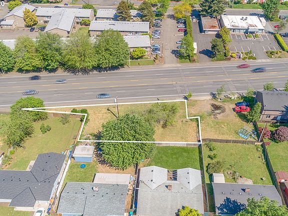 3rd image of 753 SE 181st Ave
