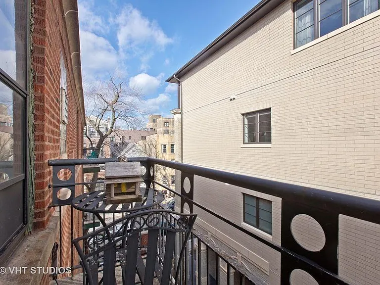 655 W Melrose St #3S — Photo 9