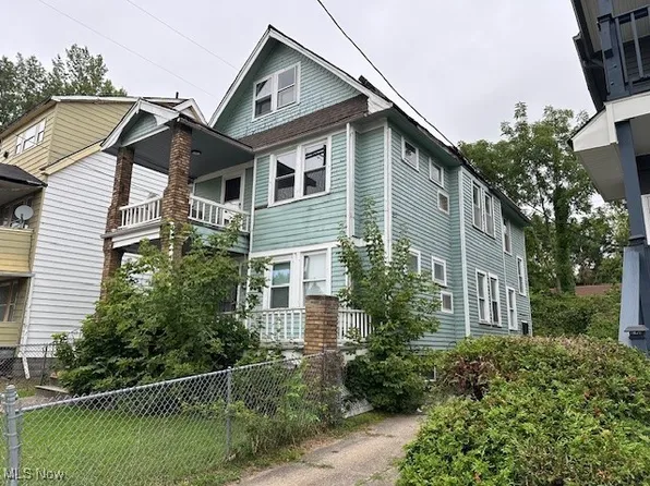 709 E 131st St, Cleveland, OH 44108