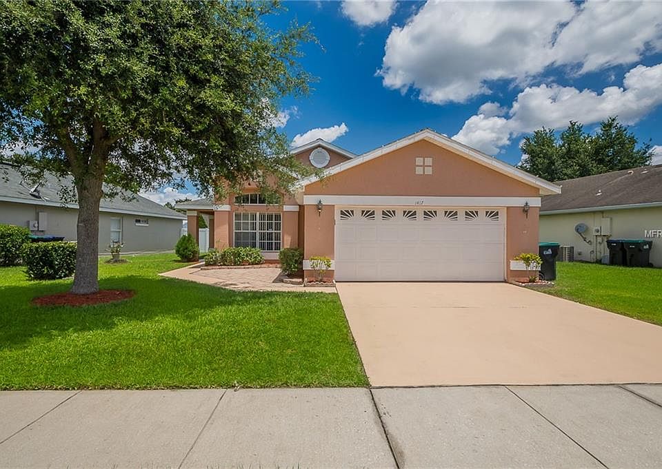 1st image of 1417 Brook Hollow Dr
