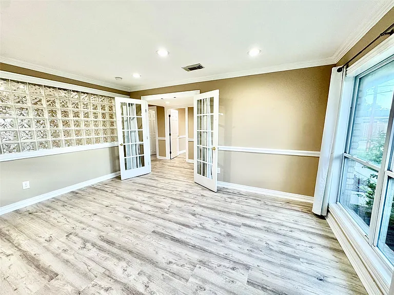 102 Mechanic St — Photo 5