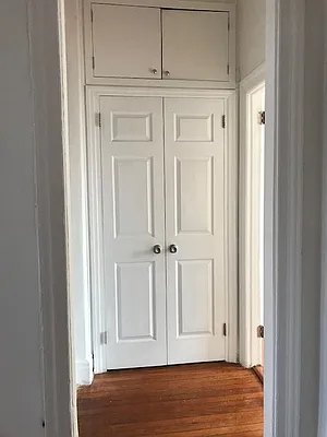 Rented by Mann Maurice A | media 17