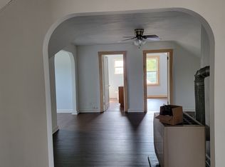605 1/2 W Main St #5, Elkins, WV 26241