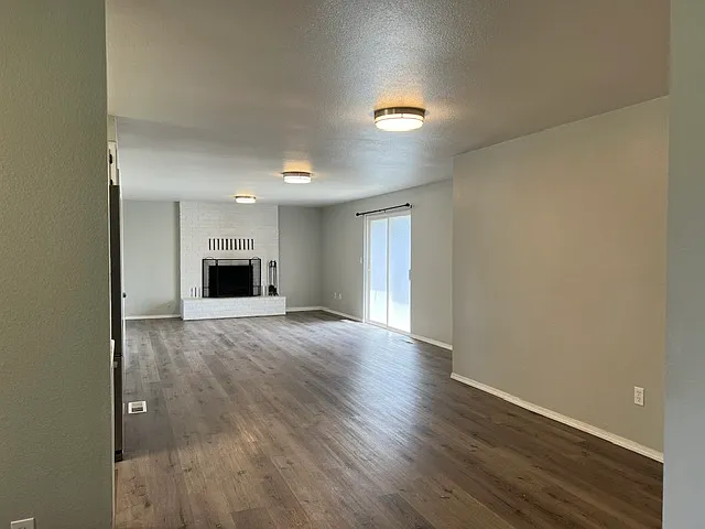 2609 Berkeley St — Photo 4