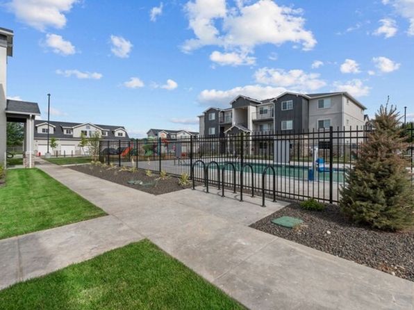 Telluride Apartments | 597 N Maple Grove Rd, Boise, ID