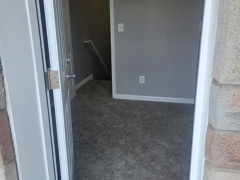 3419 Esther Pl — Photo 15