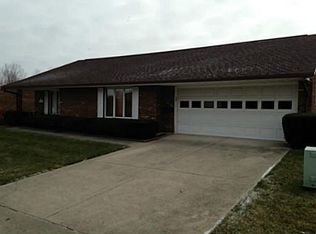 1147 Armsgate Rd, Springfield, OH 45503