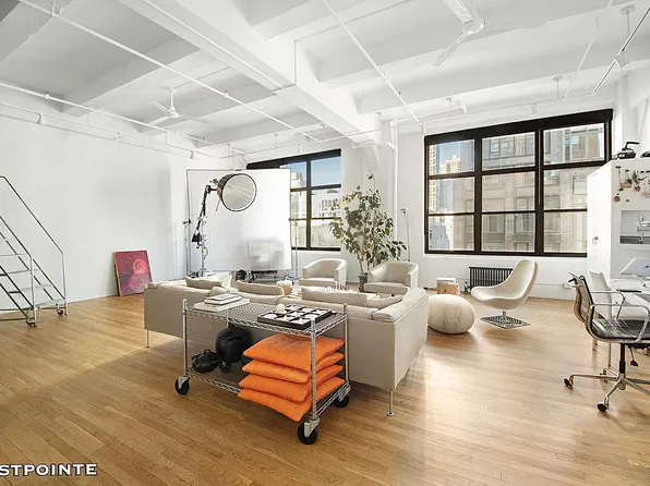 448 W 37th St APT 6C, New York, NY 10018