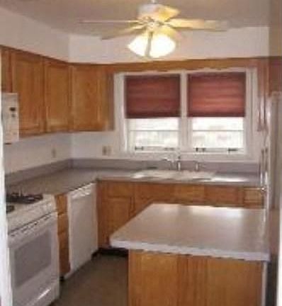 2nd image of 701 S 6th Ave