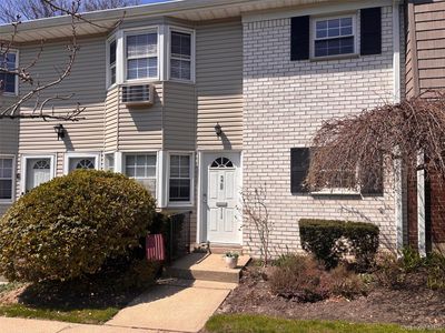 31-36 Wilshire Ln #31-36, Oakdale, NY, 11769