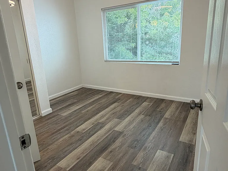7614 Pacific Ave #C — Photo 4