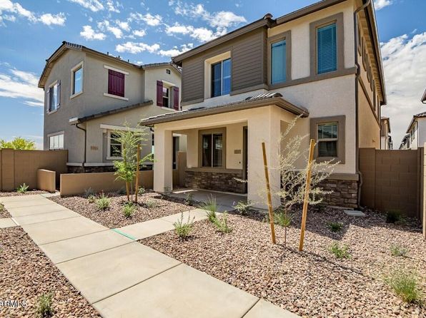 1207 W Sparrow Dr, San Tan Valley, AZ 85140