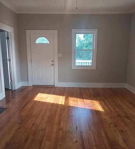 343 Main St — Photo 3