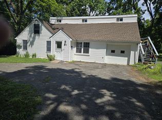 43 Chestnut St #A, Rhinebeck, NY 12572