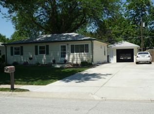 216 W West Plains Rd, Gretna, NE 68028