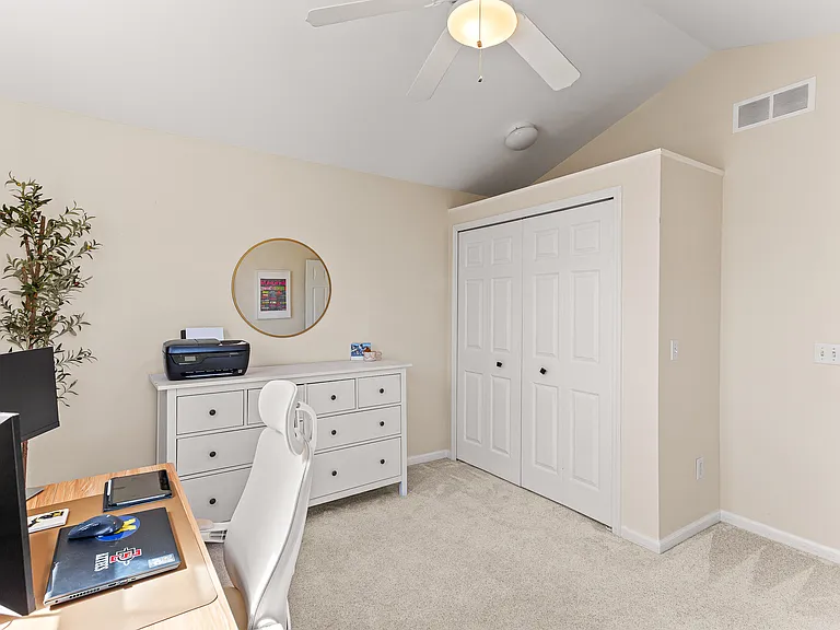 1484 Chapleau Dr — Photo 41