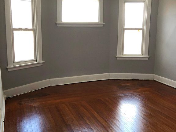 4th image of 432 Kasota St