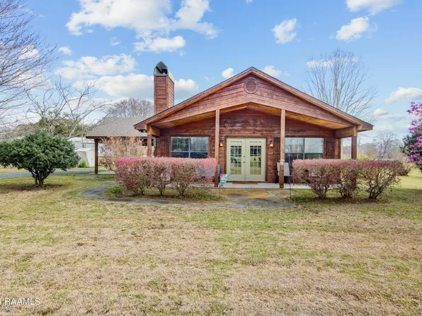 1023 Jeffery Dr, Saint Martinville, LA 70582