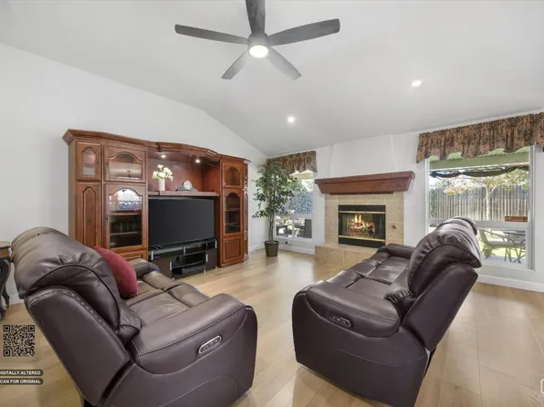 5813 Ragusa Ln, Bakersfield, CA 93308
