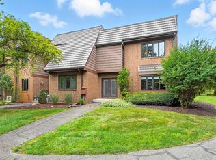 6603 Quail Ridge Ln, Fort Wayne, IN 46804