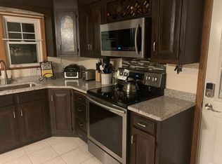 413 Cedar St, Newington, CT 06111