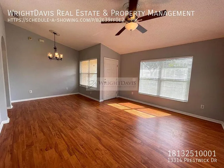 13314 Prestwick Dr — Photo 7
