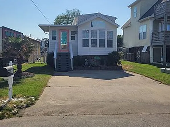 136 Dolphin Ct, Grandy, NC 27939