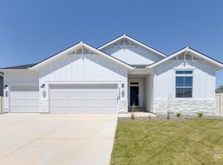 11048 W Teratai St, Star, ID 83669