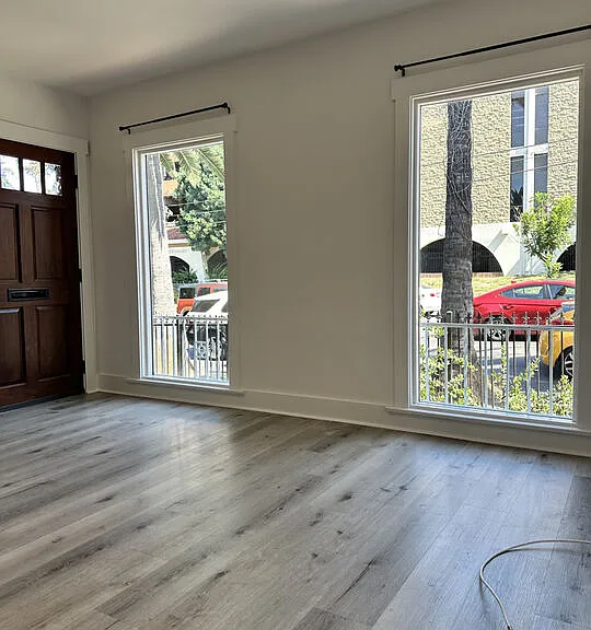 5528 Franklin Ave — Photo 3