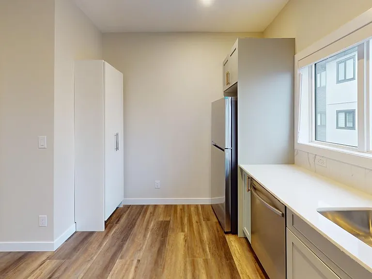 4703 32nd Ave — Photo 111